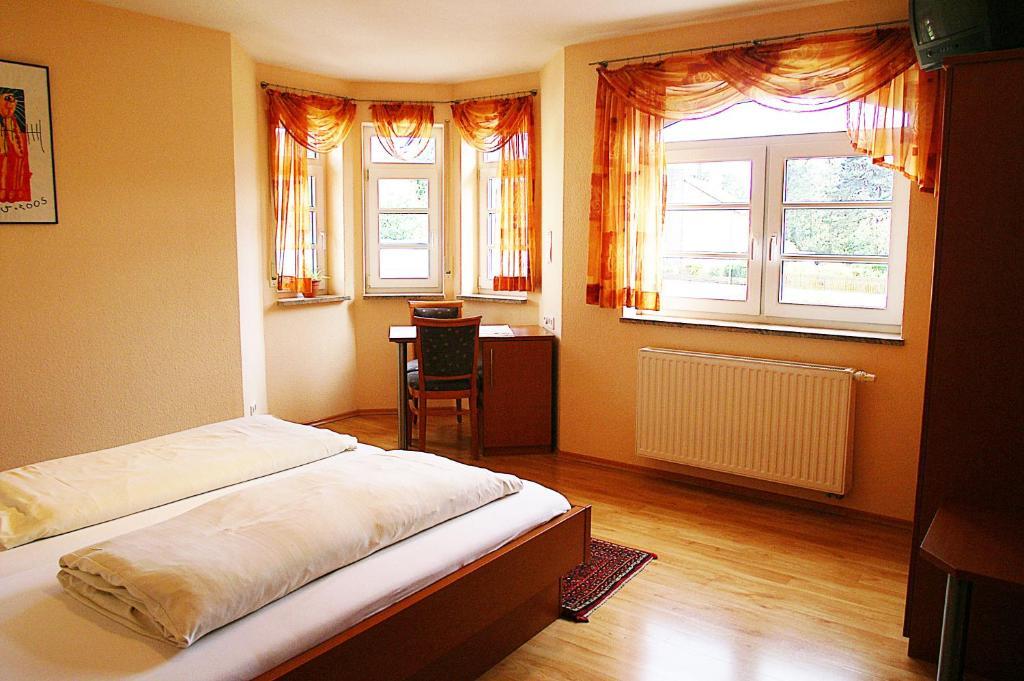 Fraenkischer Gasthof Lutz Giebelstadt Quarto foto